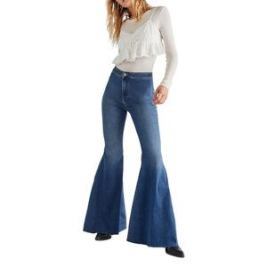 Free People Just Float On Flare Jeans Size 28